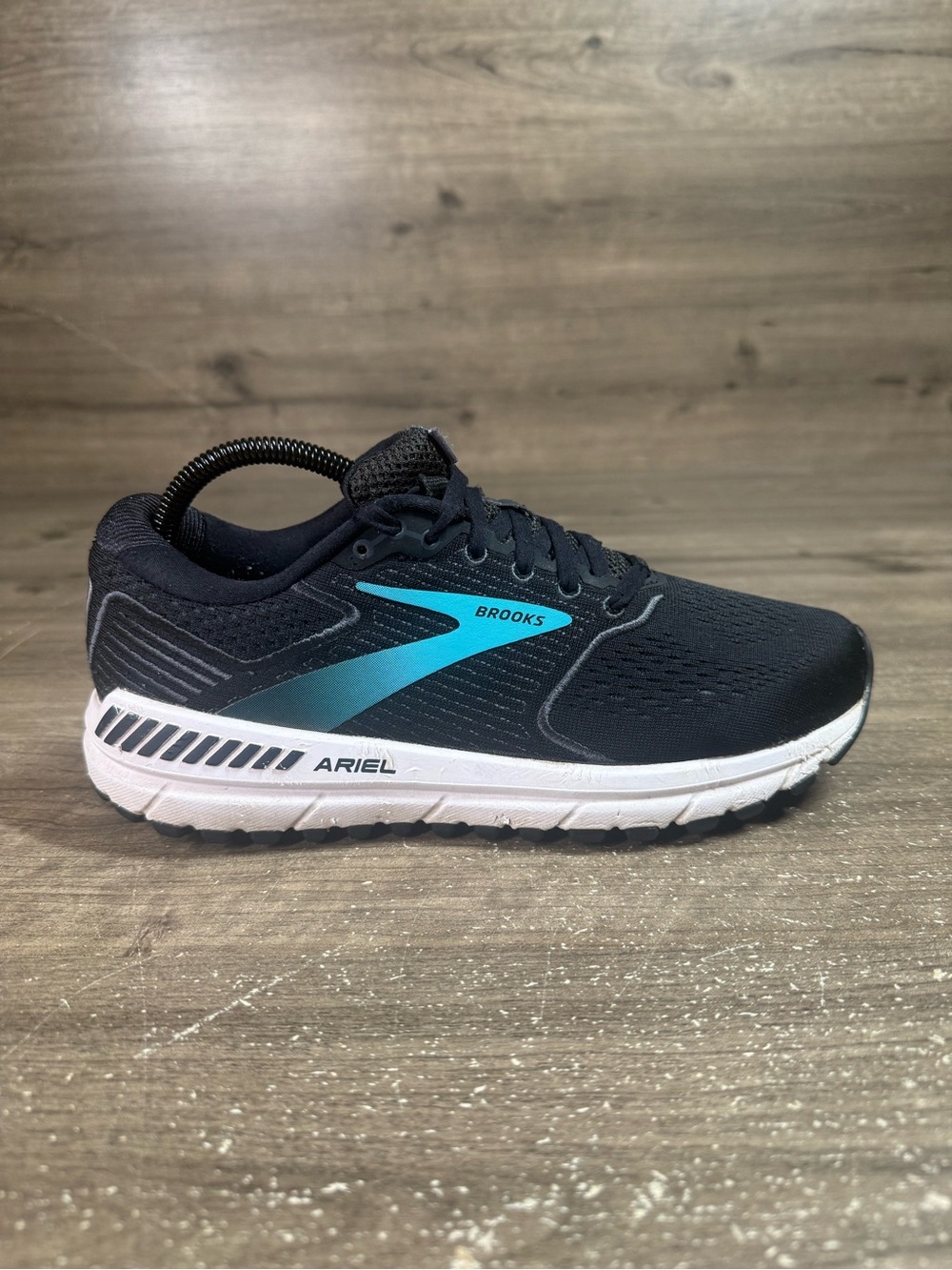 Brooks Ariel 20 Womens 9 B Black Blue Running Walking Stability Shoes 120315